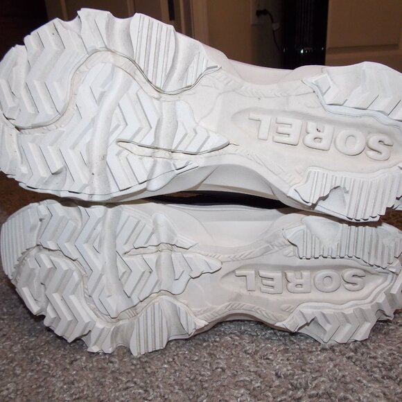 Sorel Women's Kinetic Breakthru Conquest Waterproof Boot - Picture 9 of 11